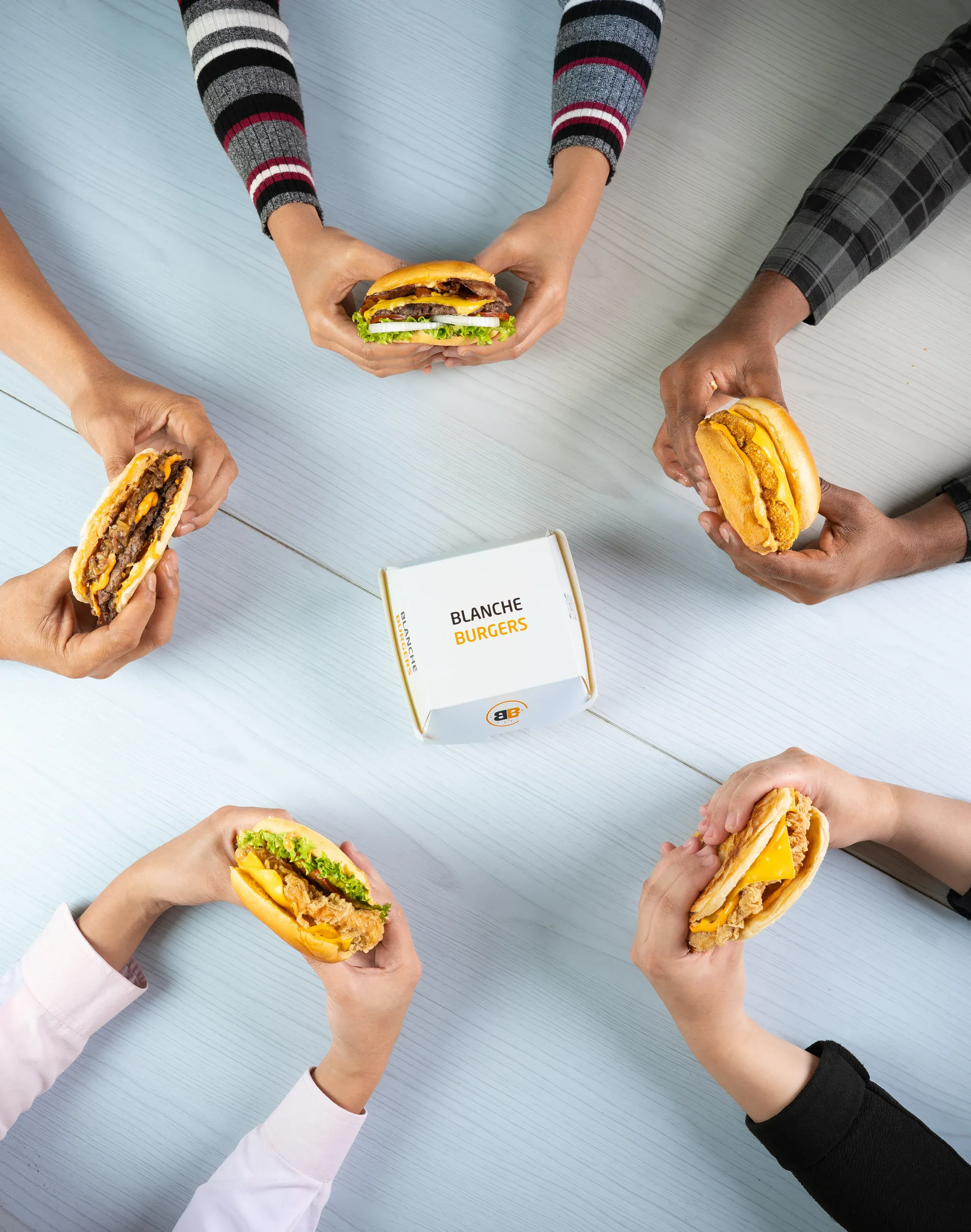 Blanche Burger — fast casual photography by MIROIR Studio